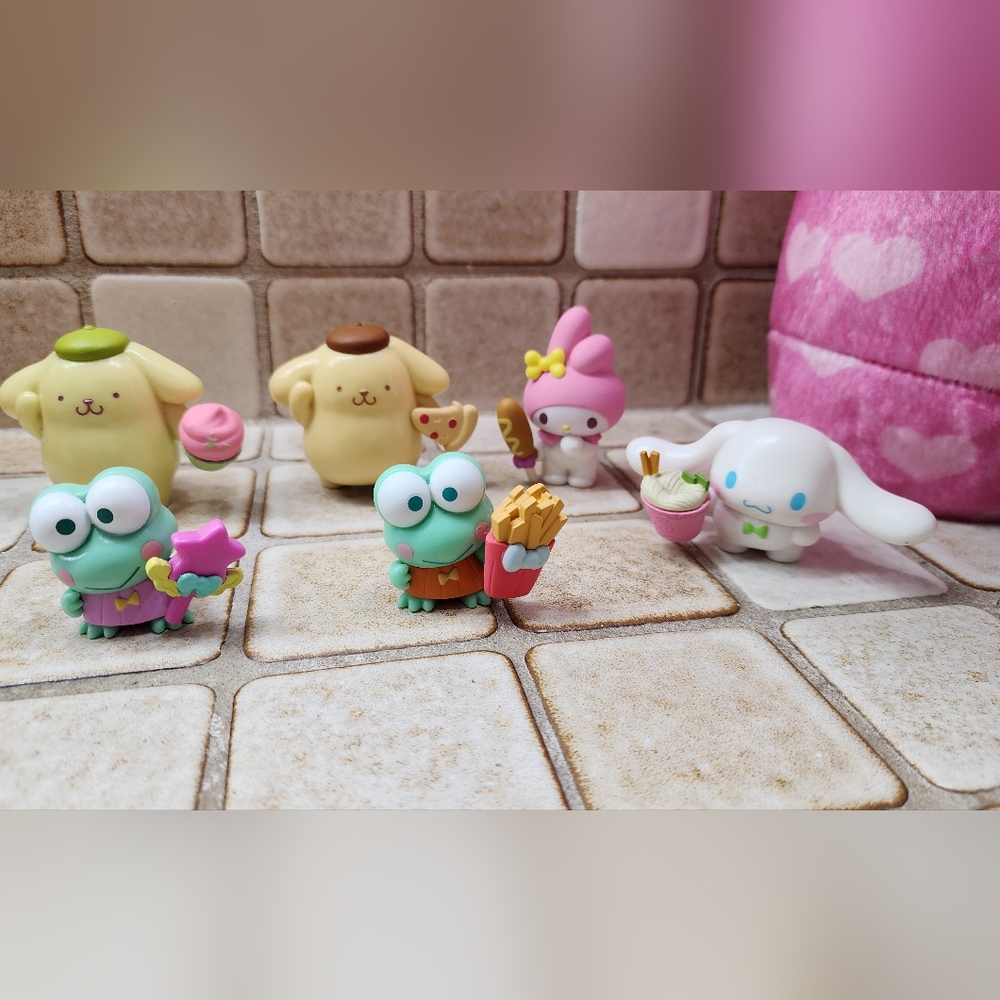 Sanrio Figurines